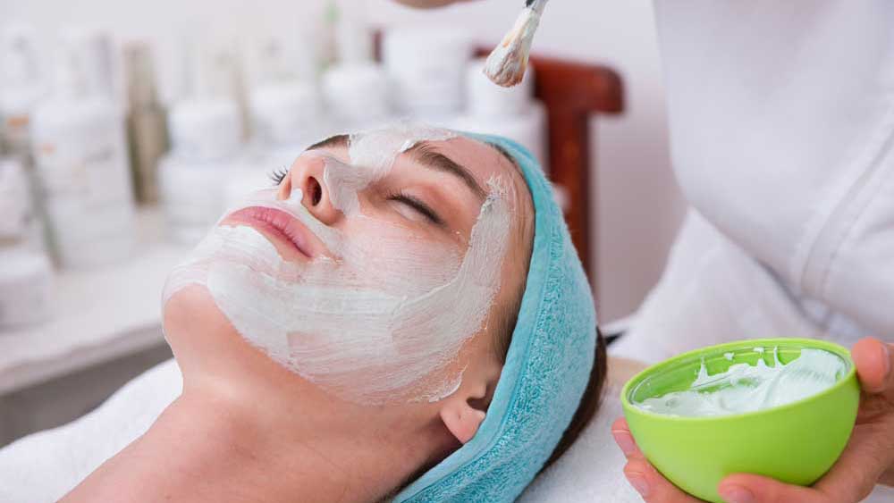 tempat facial wajah di denpasar